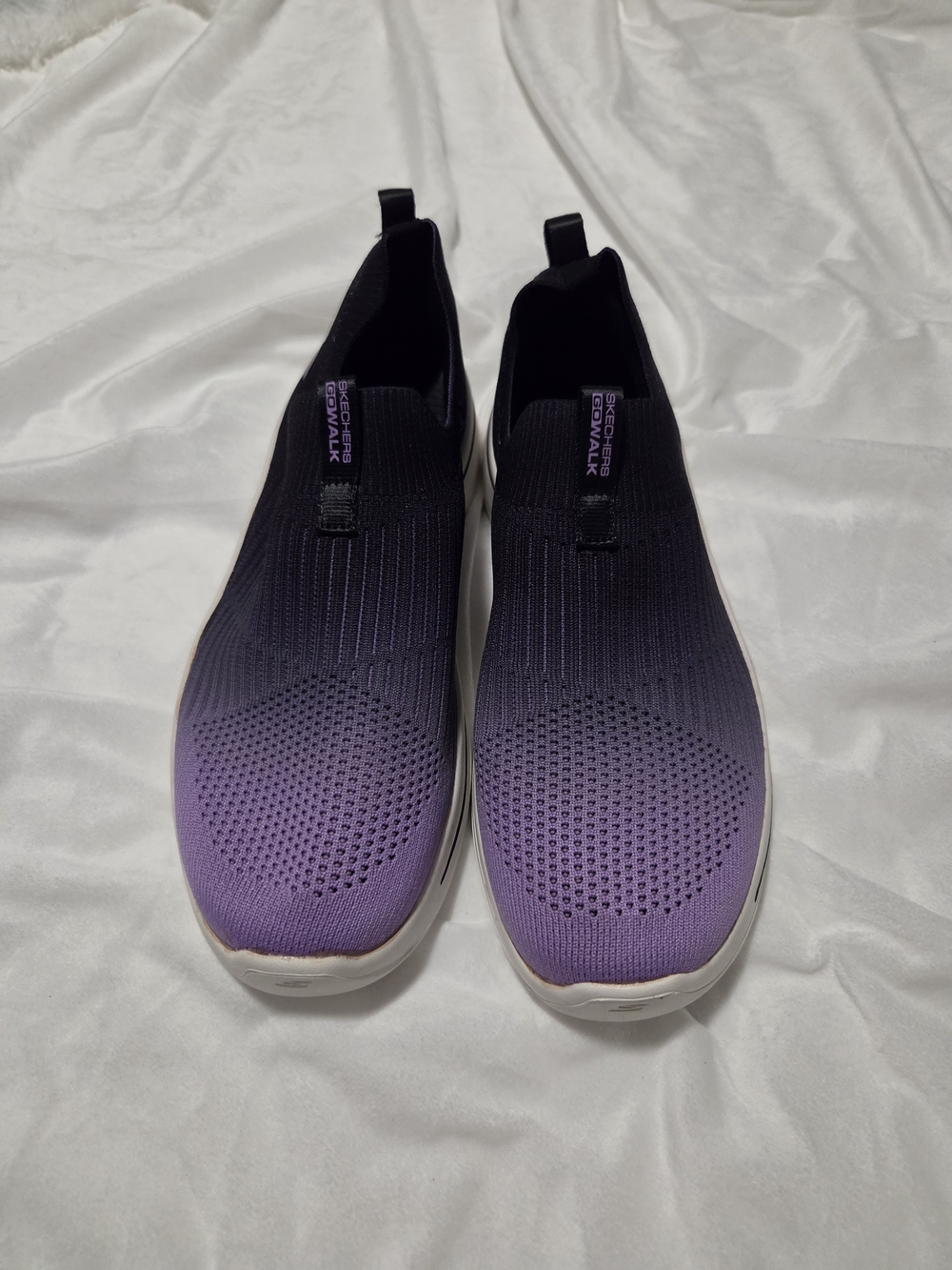 Skechers Womens GOwalk Slip-On Knit Sneakers in Black to Purple Ombre - Picture 1 of 3